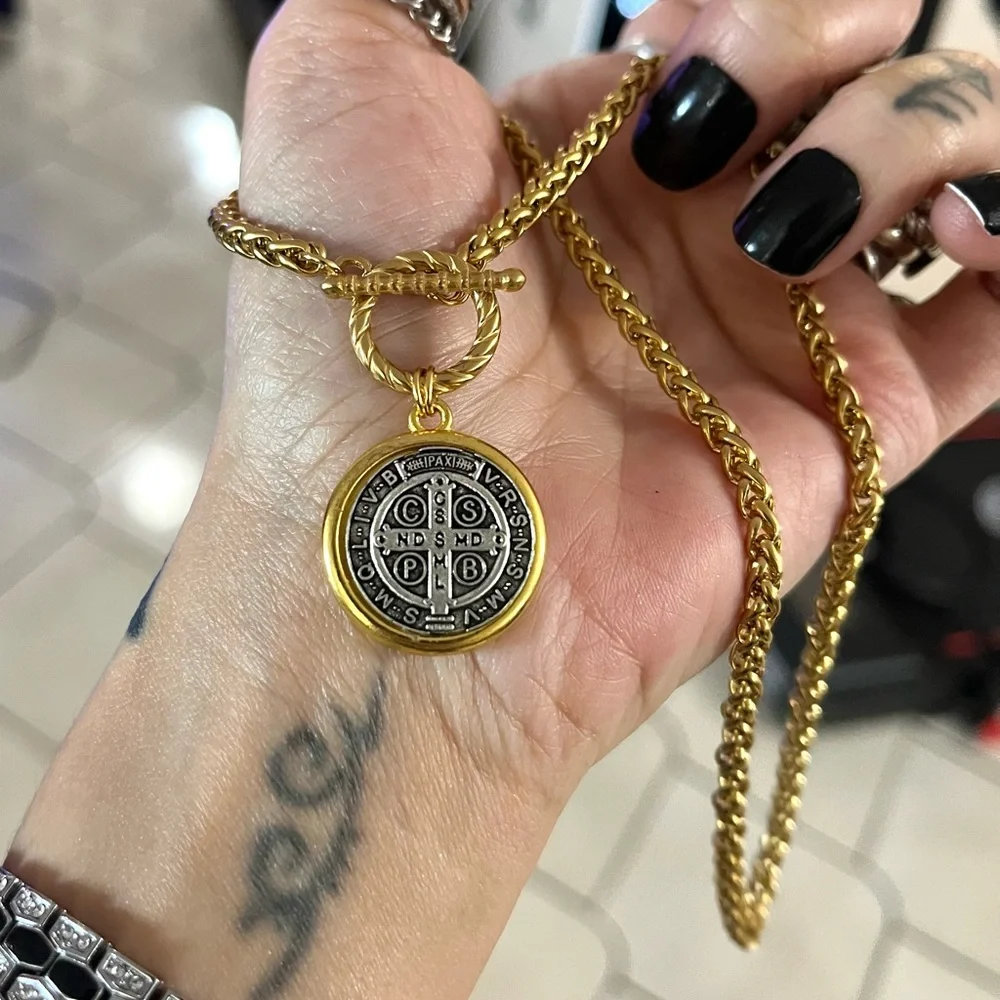 copy . Handmade stainless steel gold color necklace with st Benedict medal charm - Picture 3 of 15